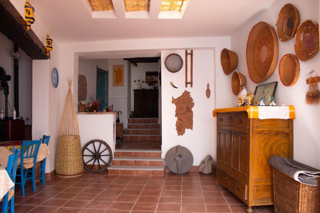 B&B Ziu Anacletu Villaputzu Bagian luar foto