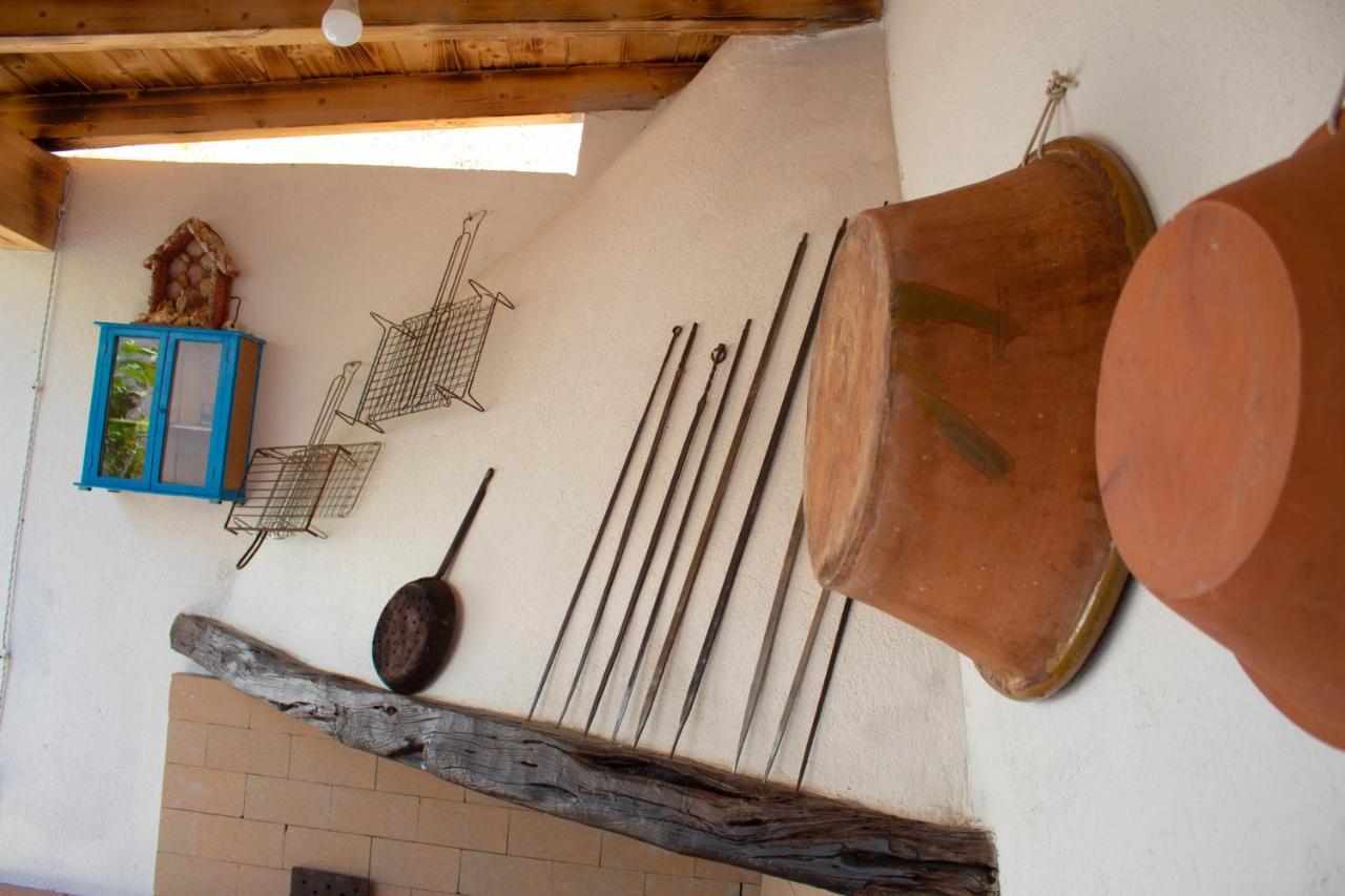 B&B Ziu Anacletu Villaputzu Bagian luar foto
